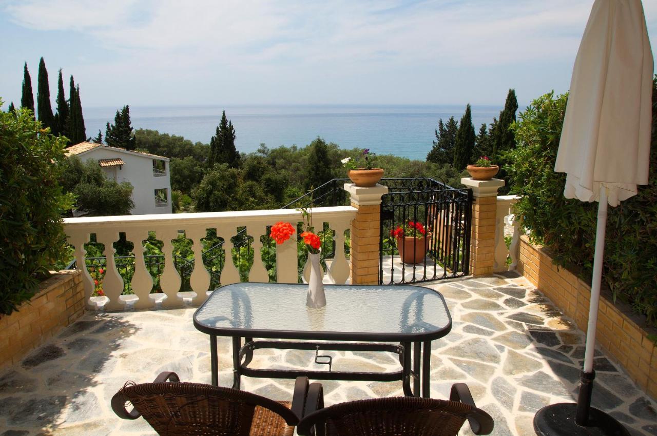 Dina'S Paradise Agios Gordios  Luaran gambar